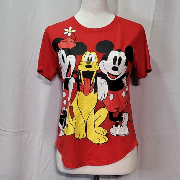 Disney Juniors Red Short Sleeve Mickey Mouse Graphic T-Shirt Size Small (3/5) - Picture 3 of 12